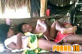 casal de indios fazem sexo rapidinho